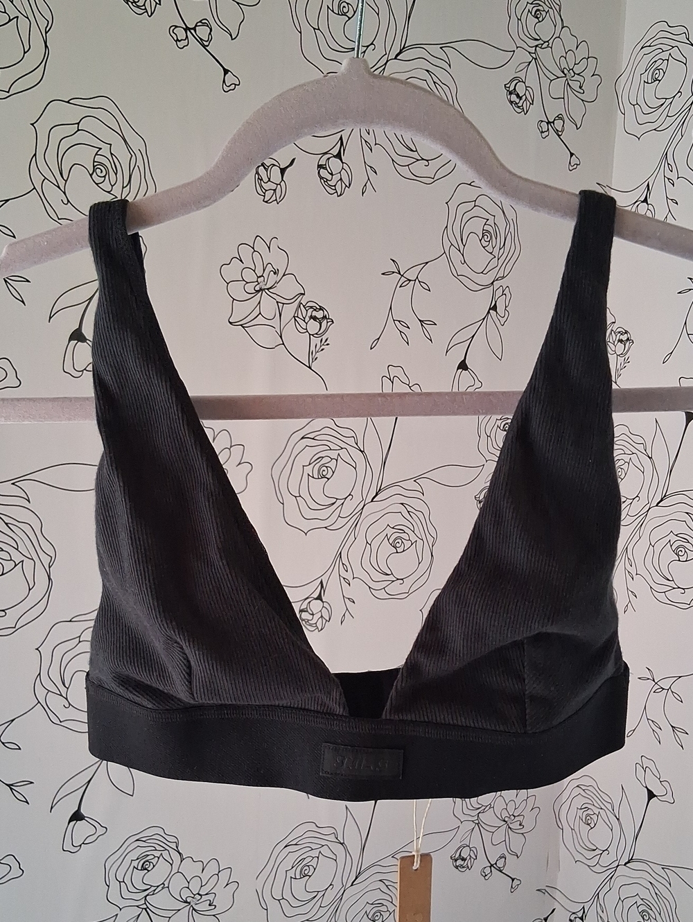 SKIMS Black Ribbed Plunge Bralette Soot M Cotton Rib